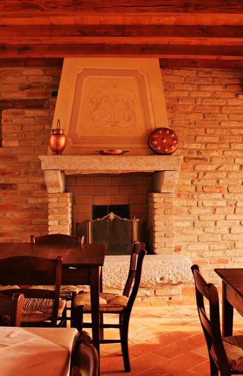 Agriturismo Cavrigo Lodi Bagian luar foto