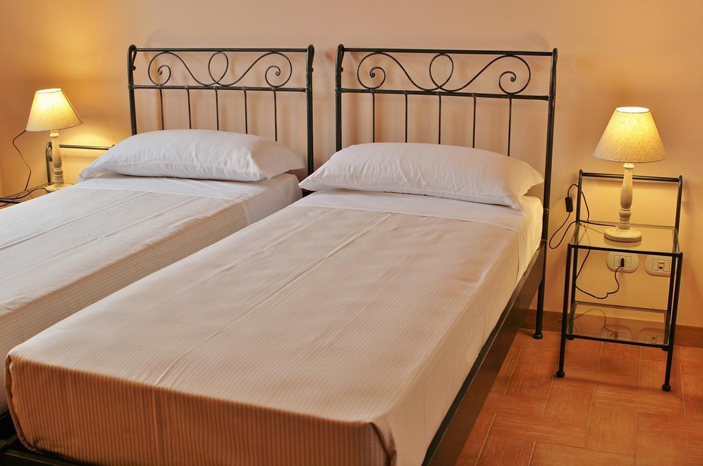 Agriturismo Cavrigo Lodi Ruang foto